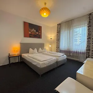M M Vintage Family, Handwerker Und Monteure Apartment Berlin